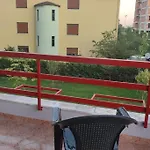 Lovely Inside A Quiet Compound Appartement Golem (Tirana)