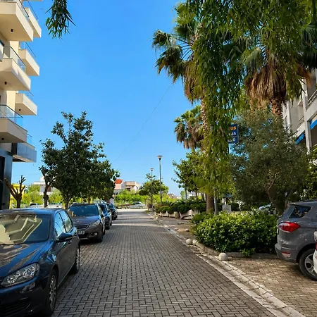 Διαμέρισμα Lovely Inside A Quiet Compound Golem (Tirana)